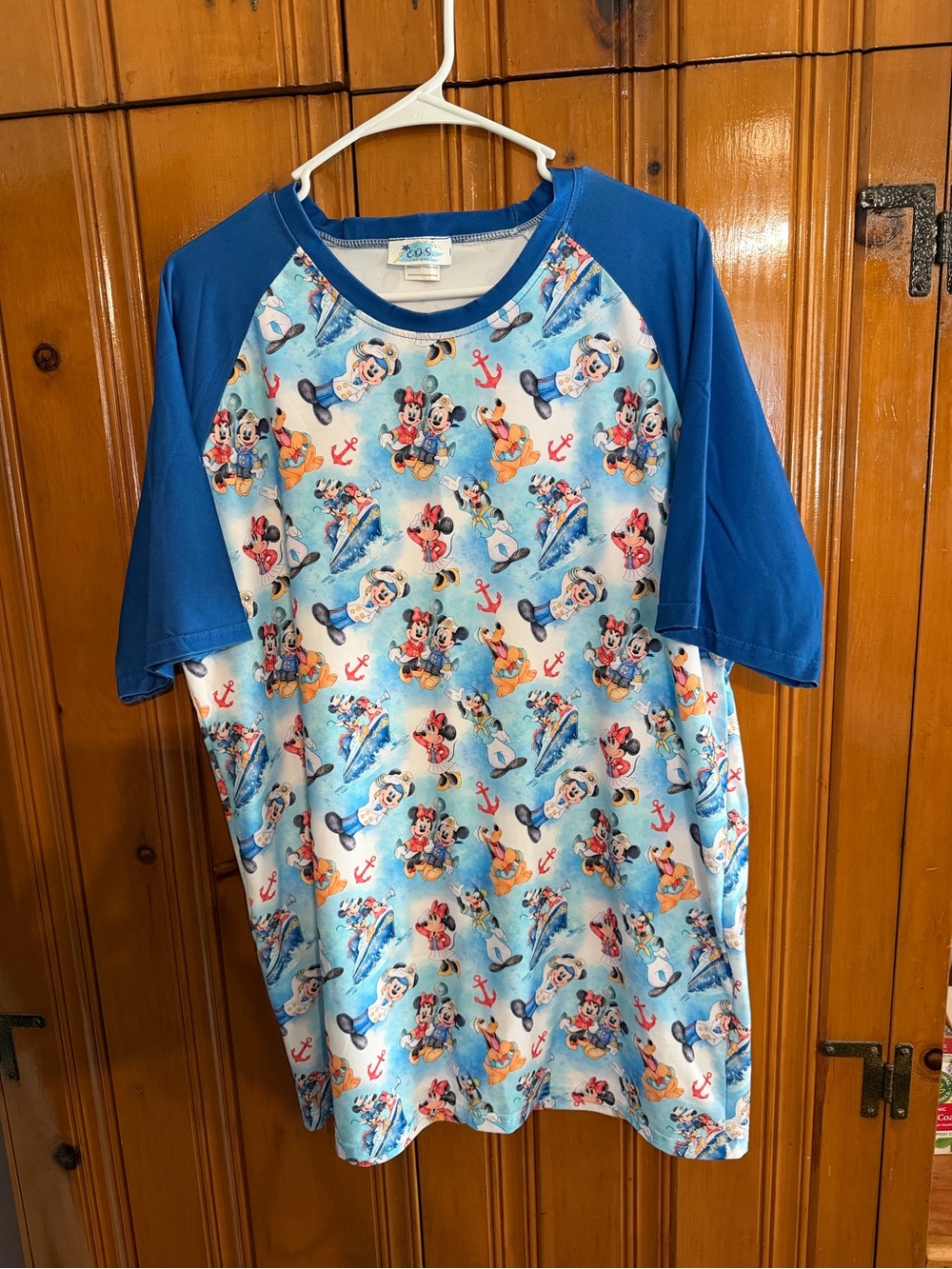Enchanted Dress Shop Disney Cruise Line Raglan Tee Size Large Men’s